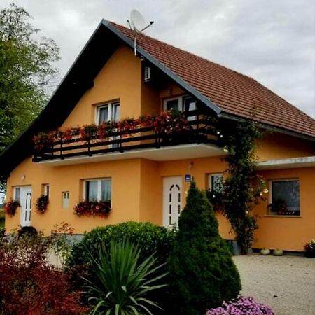 House Jelena&Marija Daire Rakovica Dış mekan fotoğraf