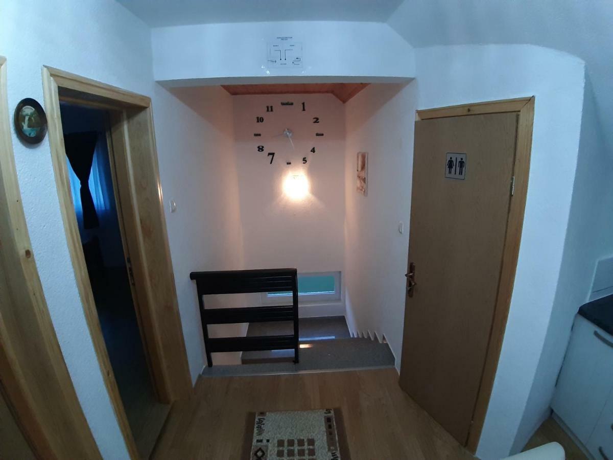 House Jelena&Marija Daire Rakovica Dış mekan fotoğraf